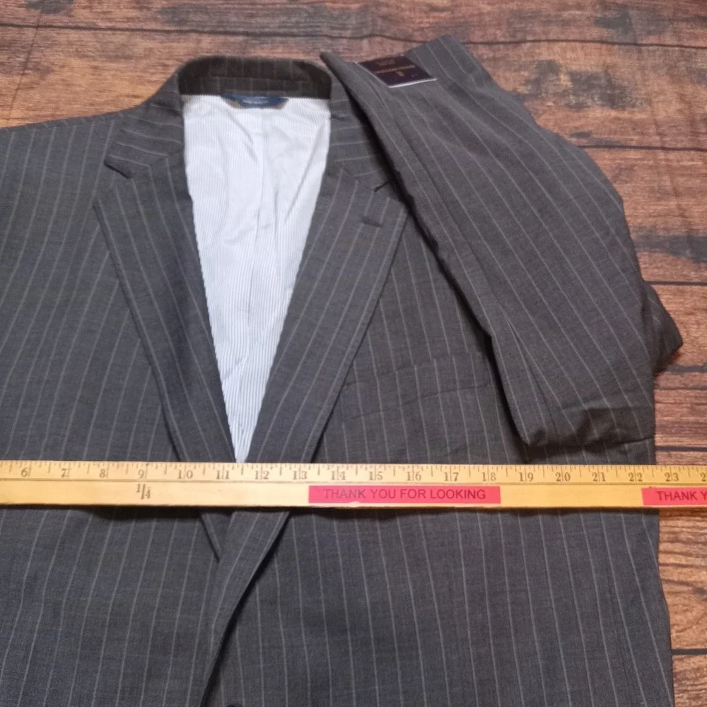 Brooks Brothers Explorer‎ Regent Fit Men's Blazer 46 Reg Gray Pinstripe